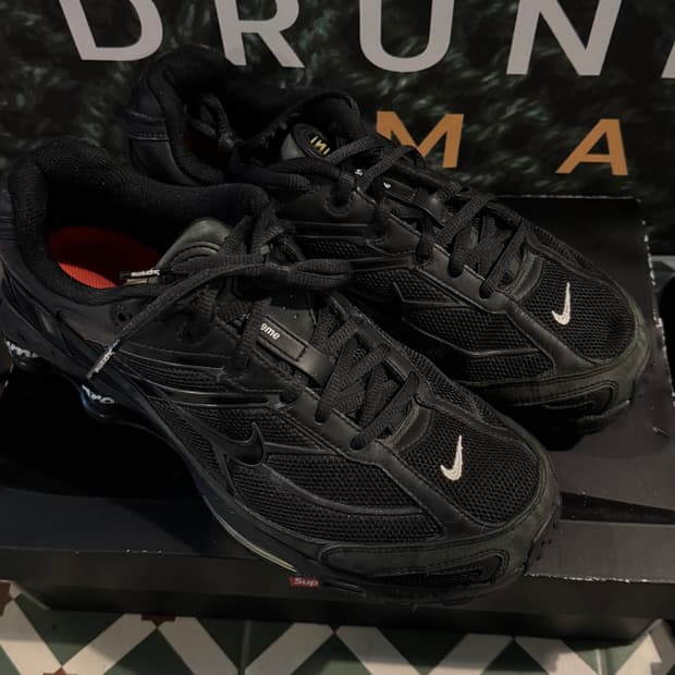 나이키 x 슈프림 샥스 라이드 2