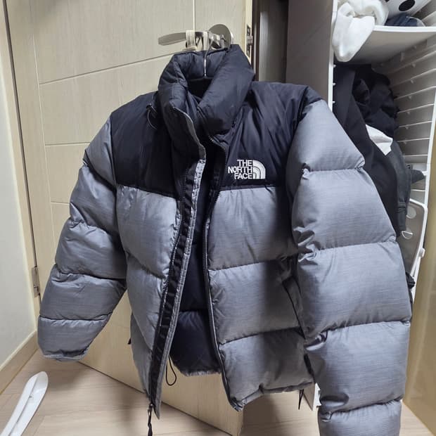 노스페이스 1996 레트로 눕시 멜란지 그레이 패딩