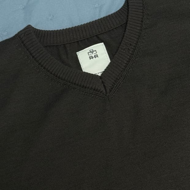 폴리테루 데미지드 니트 브라운 차콜 2사이즈