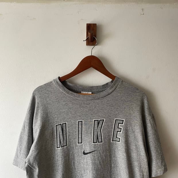 90's Vintage Nike Swoosh T-shirt