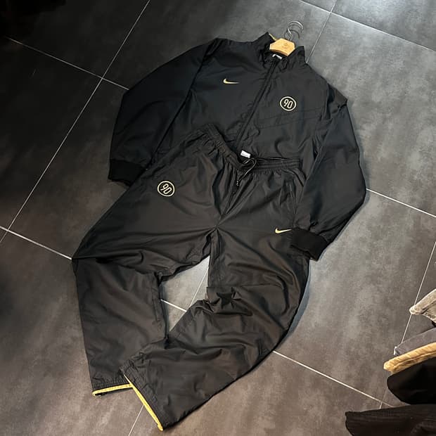 나이키 토탈90 차콜골드 세트 L