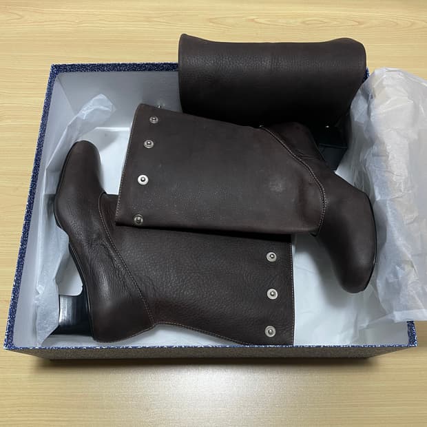 [36] 팔로마울 Jolie 스냅 부츠 25FW 브라운