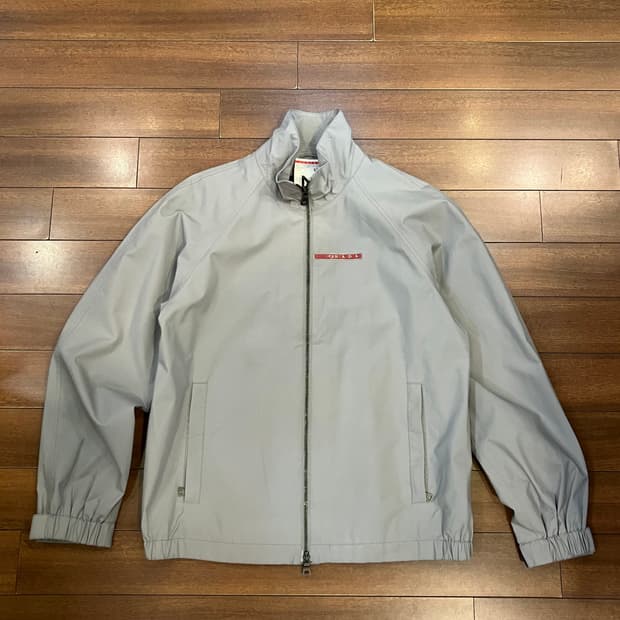 프라다 고어텍스 바람막이 점퍼자켓