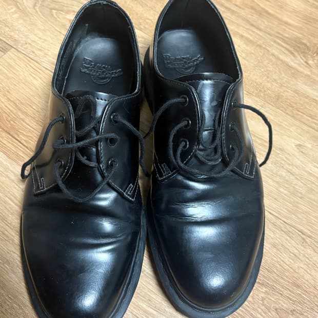 닥터마틴 1461 모노 270