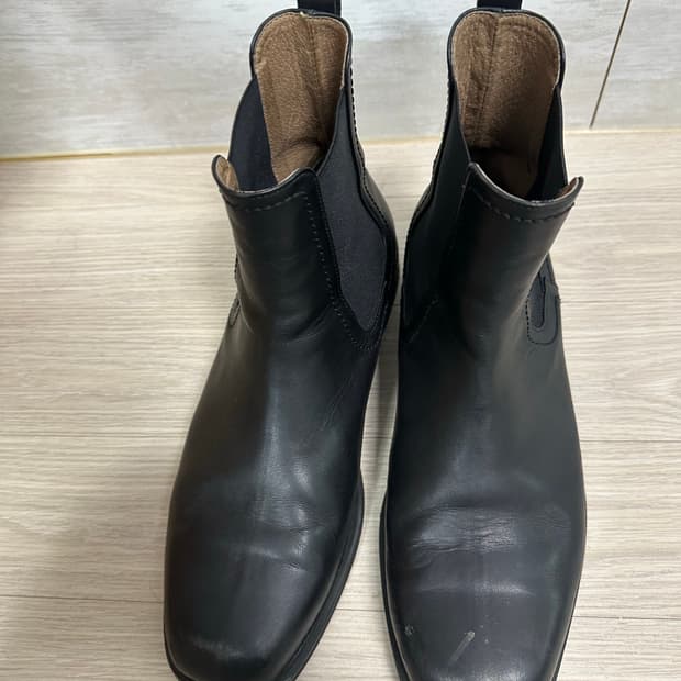 Vero cudio 통창 스퀘어 토 블랙 첼시 가죽 부츠