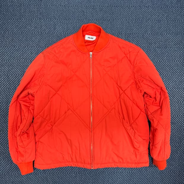 팔라스 D 퀄티드 봄버