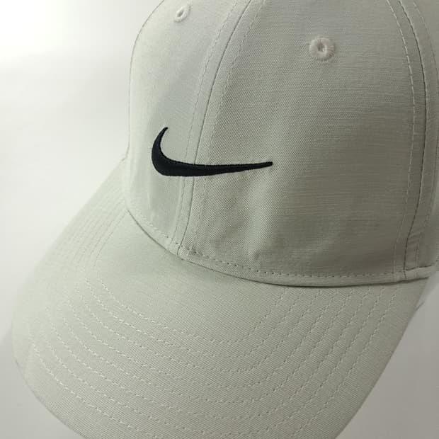 나이키 골프 90s 화이트 레거시91 볼캡 P2103