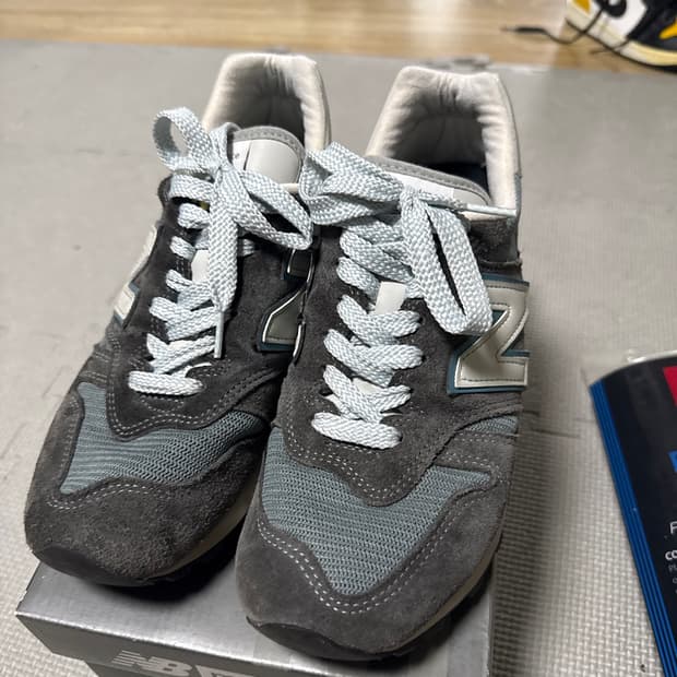 뉴발란스1300 스틸블루