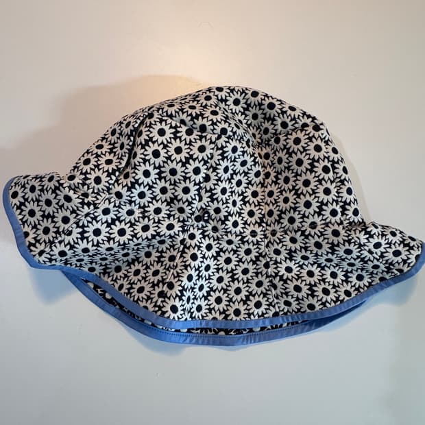 gorra gorra pintuck hat 판매합니다 