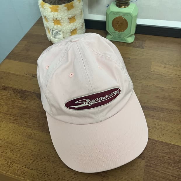 슈프림 오발 6-패널 캡 라이트 핑크