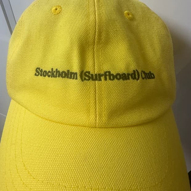 Stockholm surfboard club cap yellow