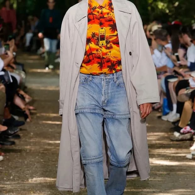 발렌시아가 18ss 지퍼 데님 진