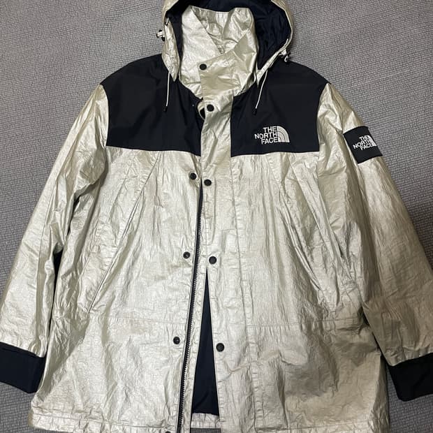 노스페이스 바람막이(실버)