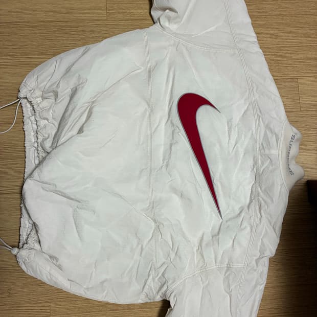 나이키 슈프림 아노락 바람막이