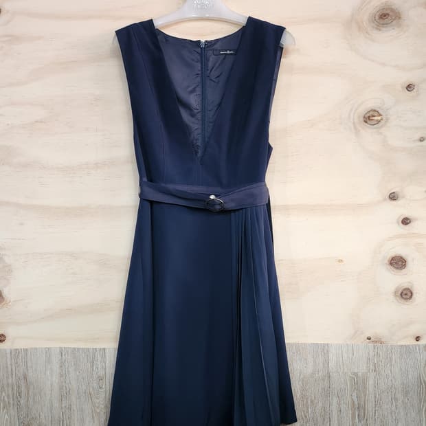 1138) 로엠 ROEM 벨트 플리츠 원피스