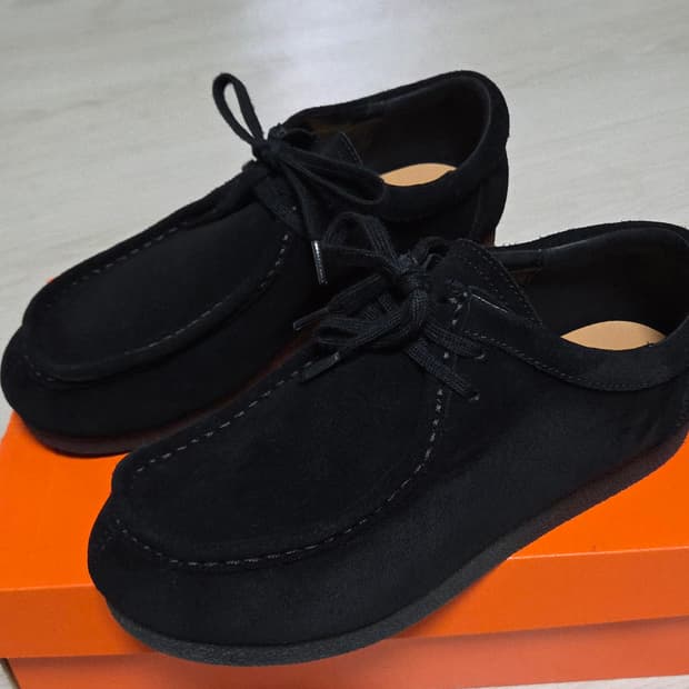 23.65 모카신 블랙 너티 nutty