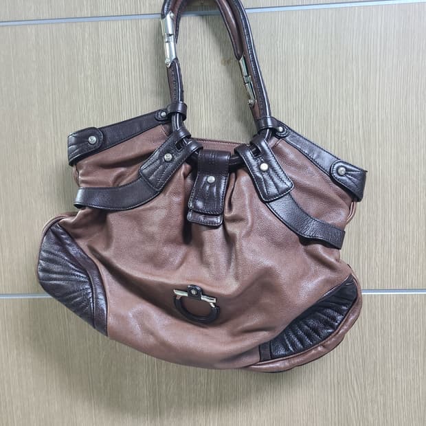 페리가모 토트백 