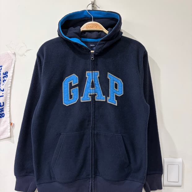 305. 갭후리스 후드집업