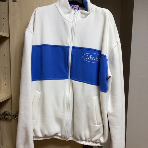 미스치프 스웻집업