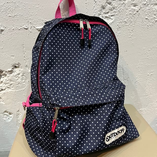 아웃도어프로덕트 도트 땡땡이 백팩