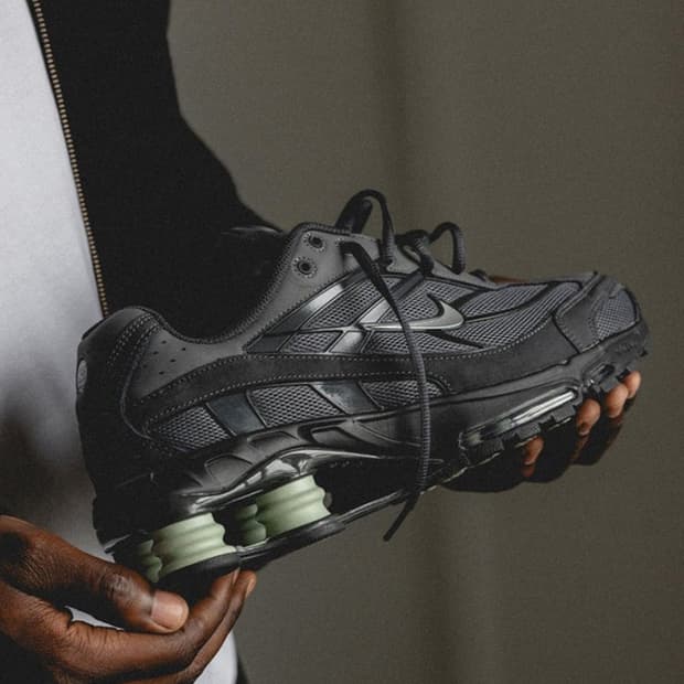 나이키 샥스 라이드2 아이언그레이 앤트러사이트 240