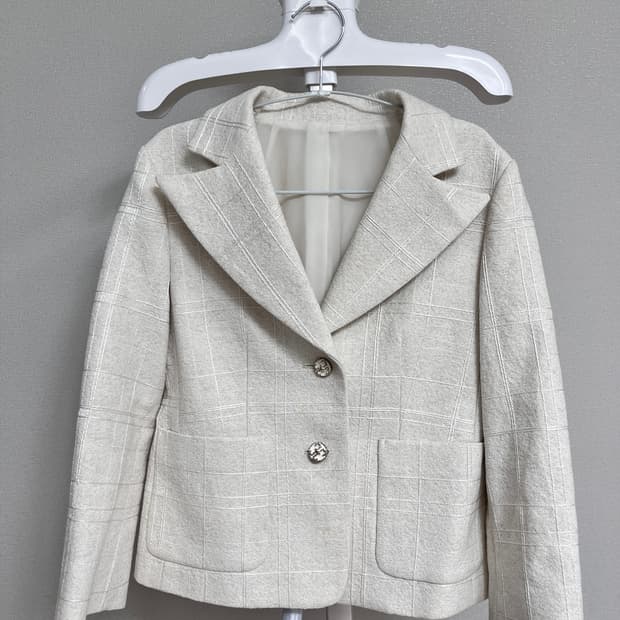 매끈한 트위드 자켓 화이트