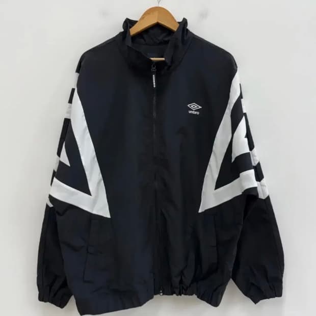 엄브로 헤리티지 웜업