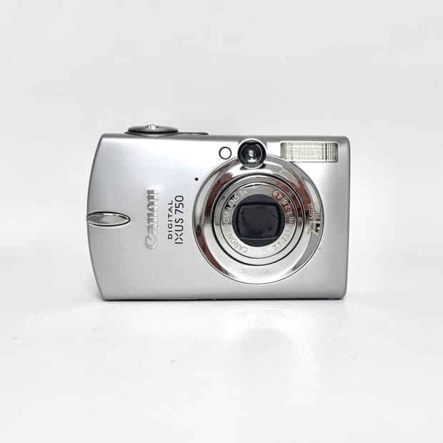 캐논 익서스 750 IXUS (익시 IXY 700, 파워샷 SD550)