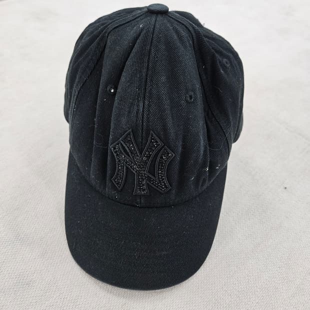 [F] MLB 블랙 뉴욕 양키스 톤톤 자수 로고 볼캡 모자 0116Y1