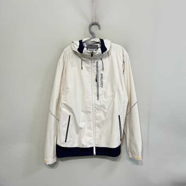디스커버리 남성 바람막이 105