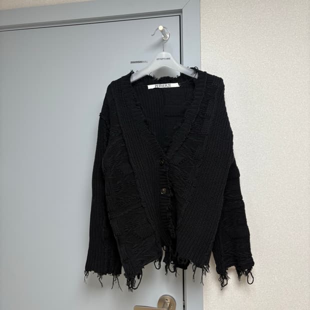 Perverze 퍼버즈 데미지 가디건