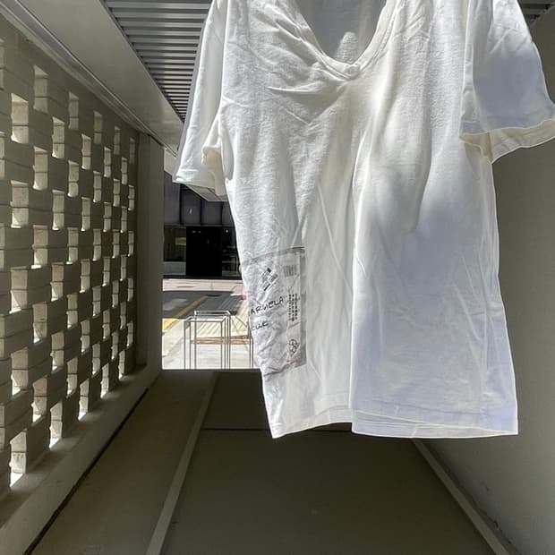 메종 마르지엘라 (Maison Margiela) 그래픽 티