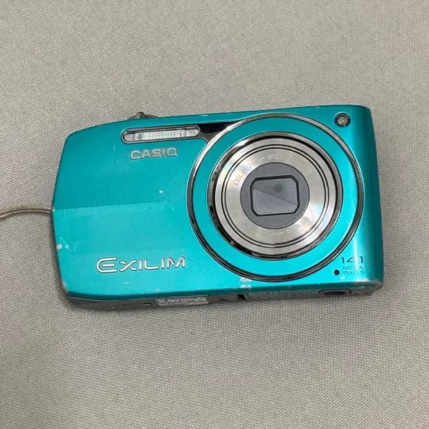 카시오  엑슬림 z2300 민트 디카