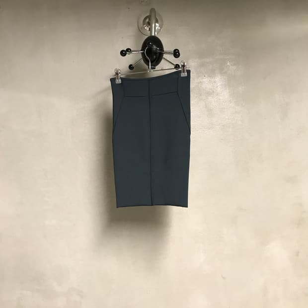 알렉산더왕 네이비 스커트 XS(W)