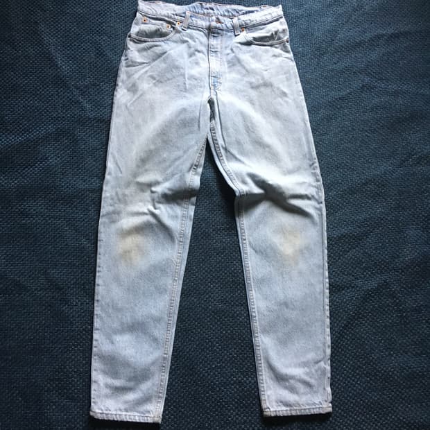 33) 90s LEVIS 550