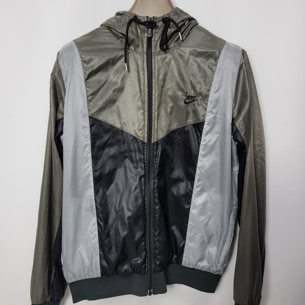 나이키 윈드브레이커 바람막이