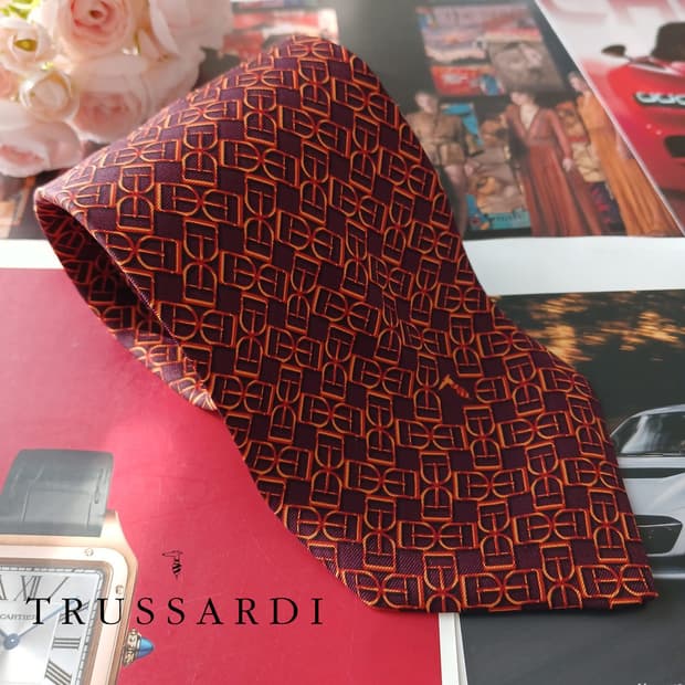 트루사르디 실크 버건디 자카드 넥타이 9.1cm A+등급 A18823
