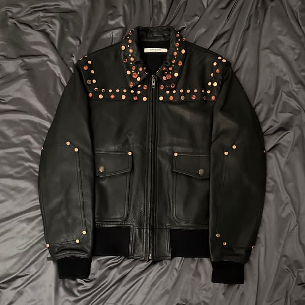 지방시 16fw 스터드 레더자켓