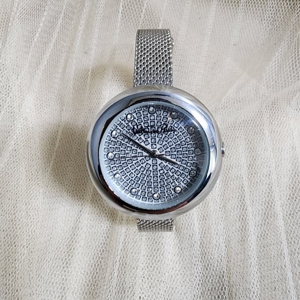 발렌티노루디 큐빅 여성시계