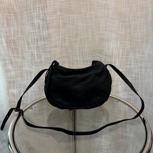 정품 보욜라 이태리 크로스백 