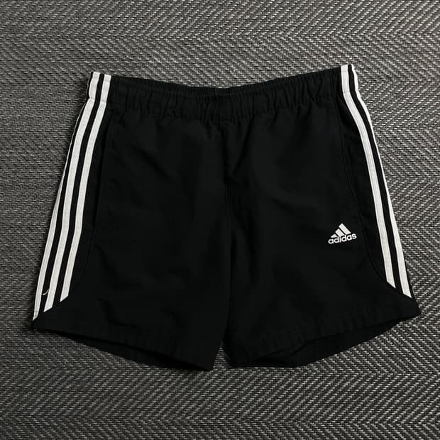 아디다스 에센셜 우븐 트레이닝 쇼츠 블랙o 4469
