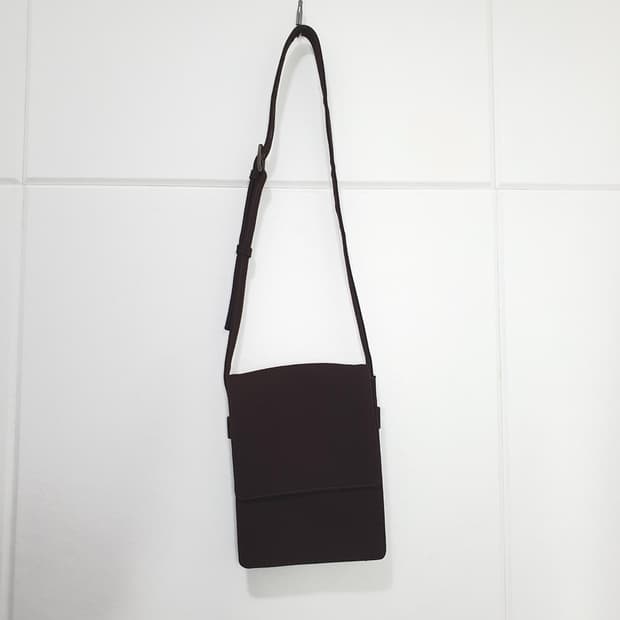 스튜디오톰보이 브라운 패브릭 미니 크로스백