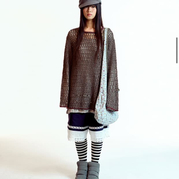 코이세이오  홀 니트 브라운 + 바텀 멀티플 프릴 드레스 그레이 세트