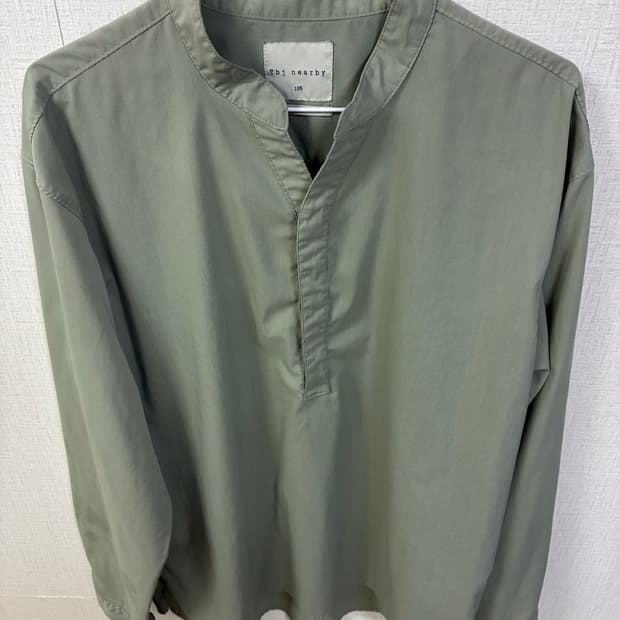 TBJ nearby 헨리넥 셔츠 105