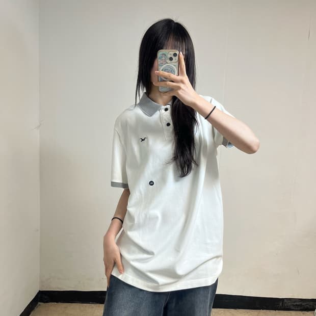 Hollister Collar T-Shirt