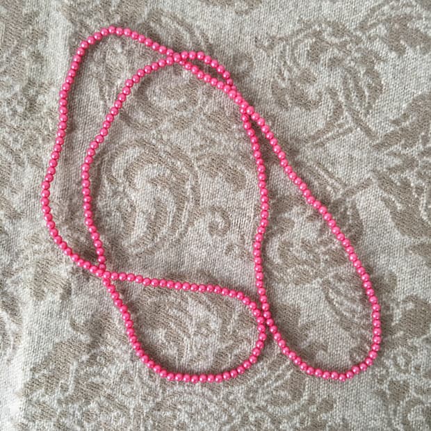  beads necklace