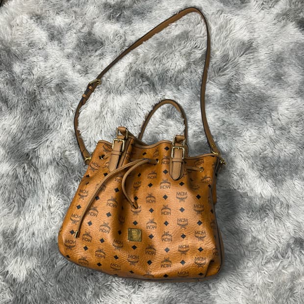 MCM 비세토스 복조리 투웨이백 