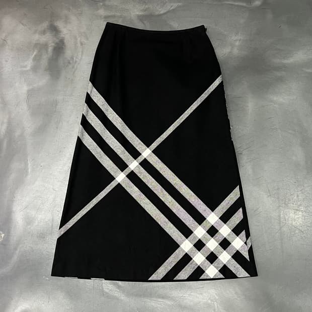  버버리 체크 롱스커트 y15207