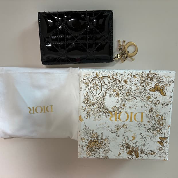 디올 Lady Dior Bloom 카드 지갑