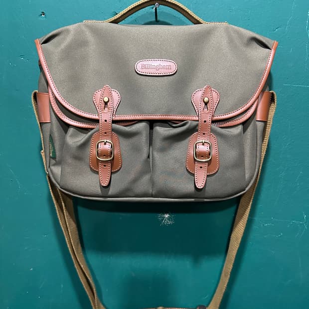 빌링햄 하들리 카메라백 카키